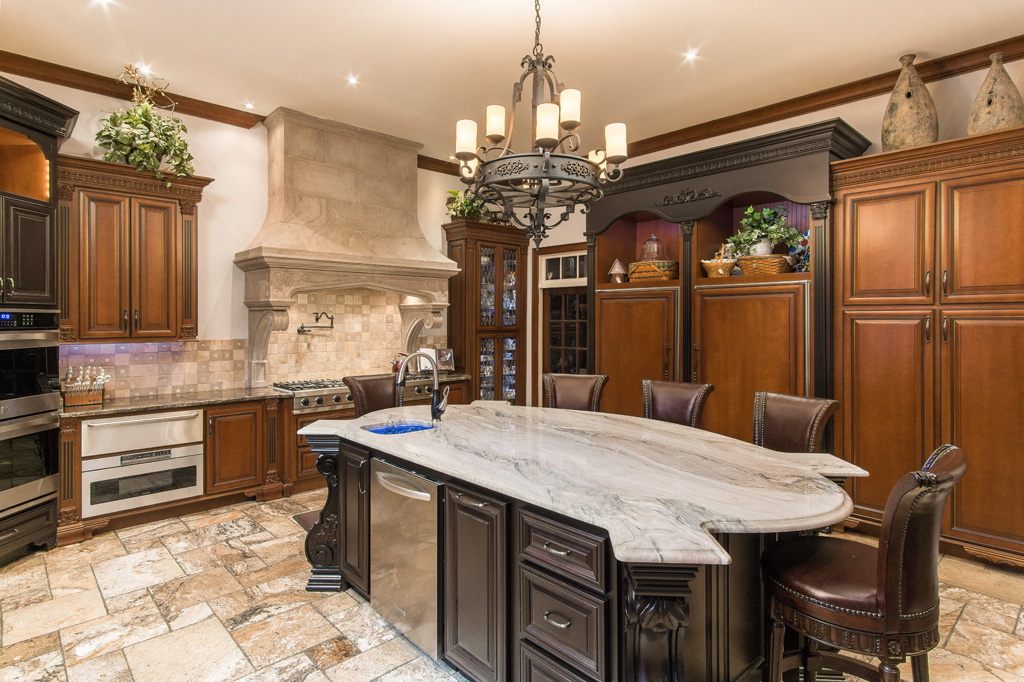  Photo by: Weaver Real Estate Photography 